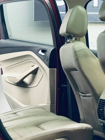 2014 Ford Escape Titanium