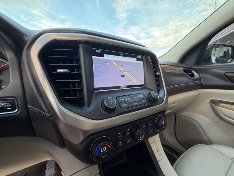 2017 GMC Acadia Denali