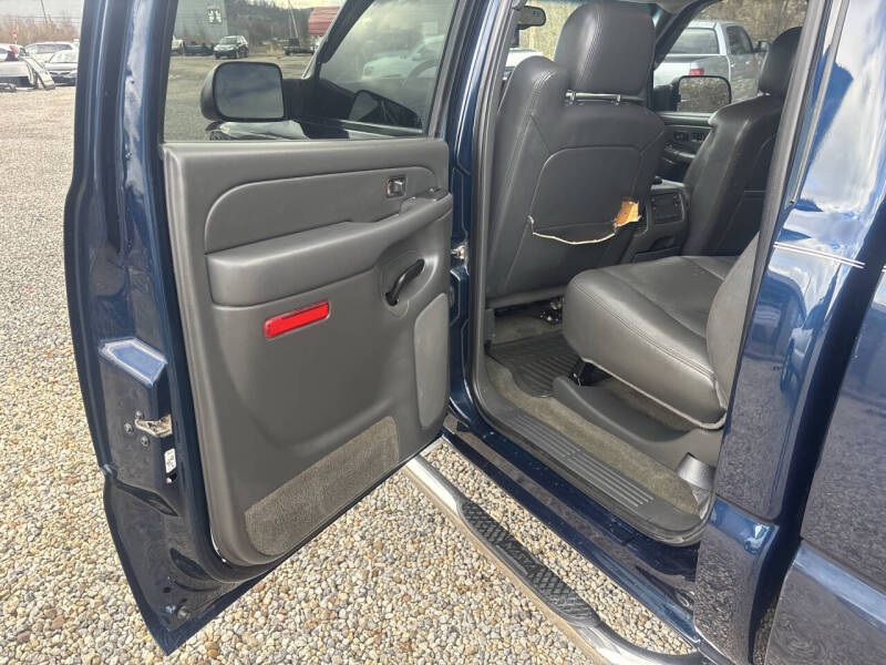 2005 GMC Sierra 2500HD SLT