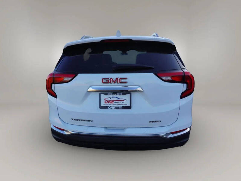 2020 GMC Terrain SLT