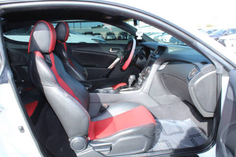 2016 Hyundai Genesis Coupe