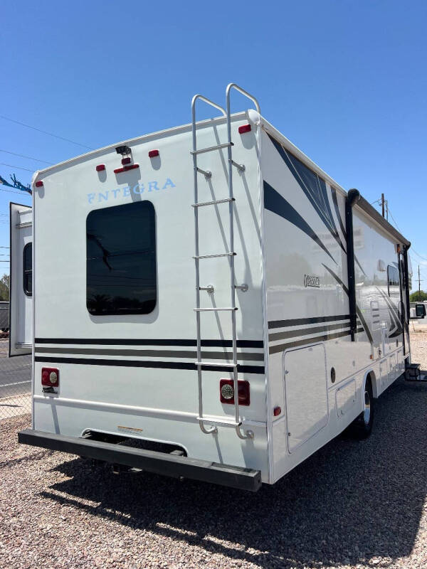 2018 Entegra Coach Odyssey 29V