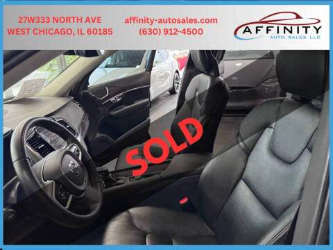 2016 Volvo XC90 T6 Momentum