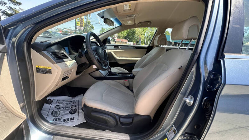 2017 Hyundai Sonata SE