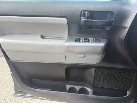 2019 Toyota Sequoia SR5