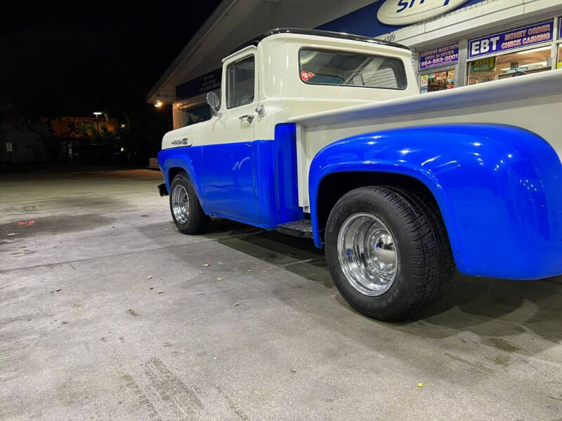 1960 Ford F-100