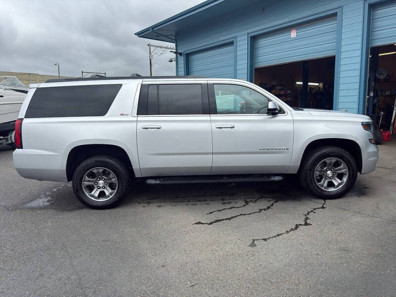 2017 Chevrolet Suburban LT