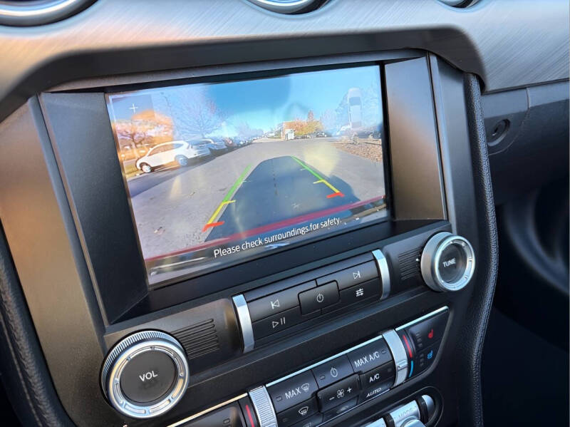 2022 Ford Mustang EcoBoost Premium