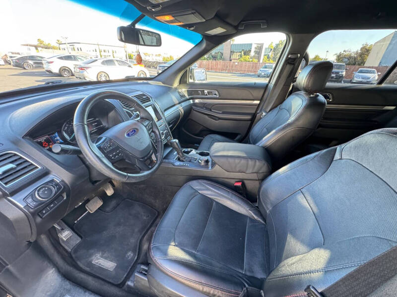 2017 Ford Explorer Sport