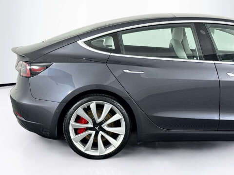 2018 Tesla Model 3 Performance