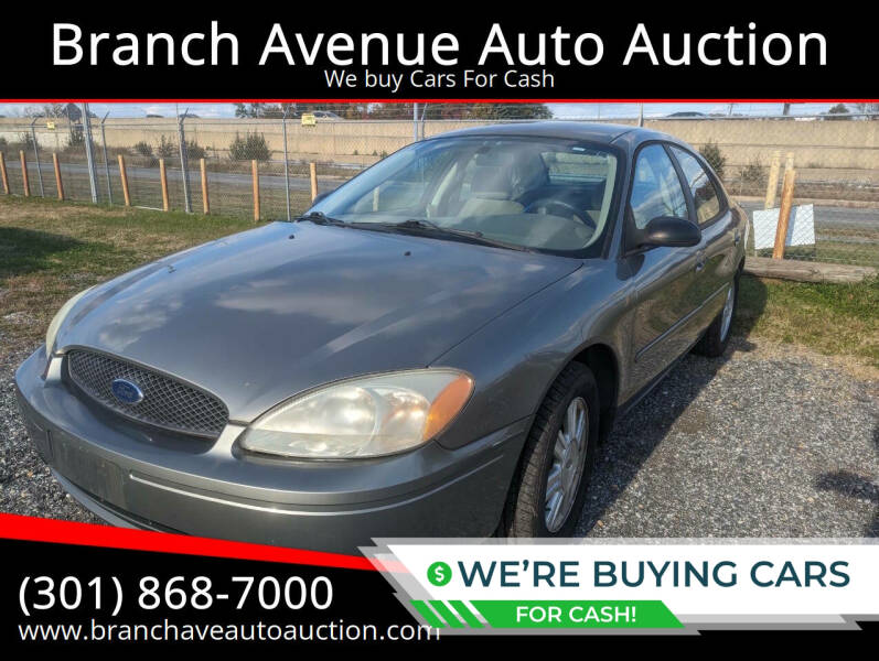 2004 Ford Taurus SE