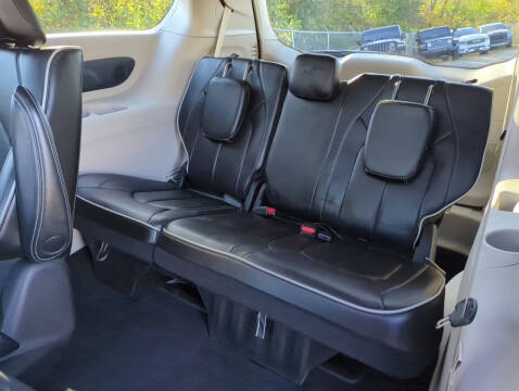 2023 Chrysler Pacifica Plug-In Hybrid Limited