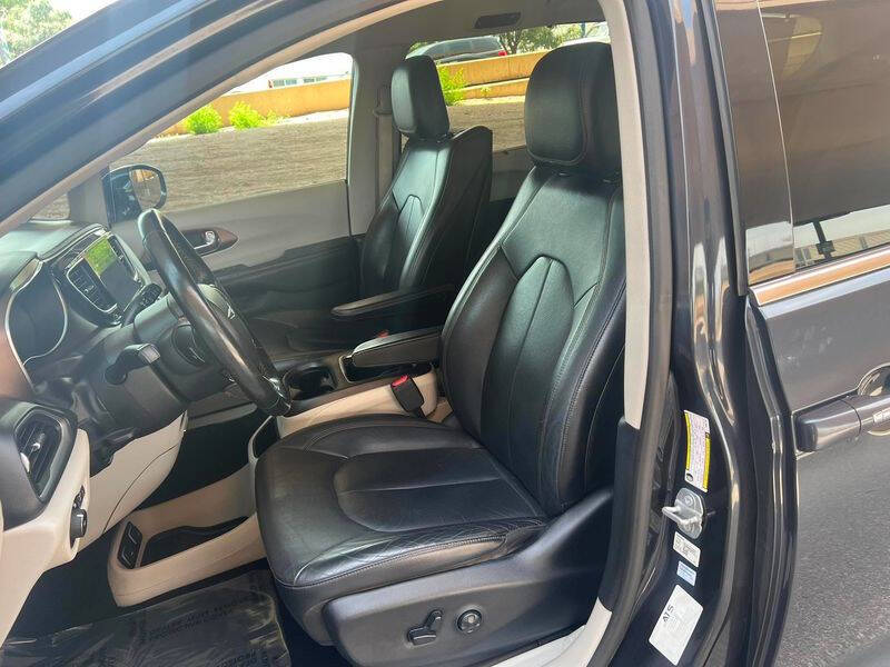 2019 Chrysler Pacifica Touring L Plus