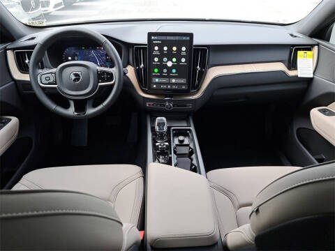 2026 Volvo XC60 T8 Plus