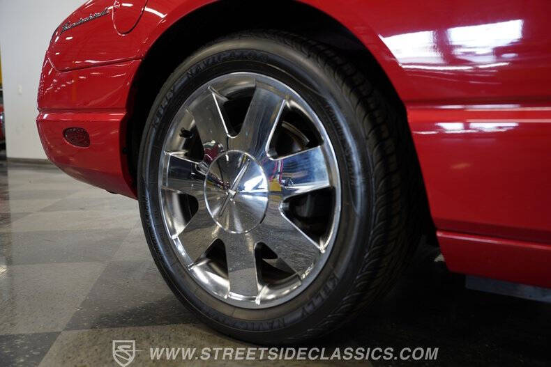2002 Ford Thunderbird Deluxe