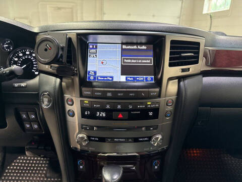 2014 Lexus LX 570