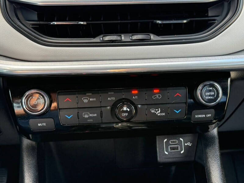 2023 Jeep Compass (Red) Edition
