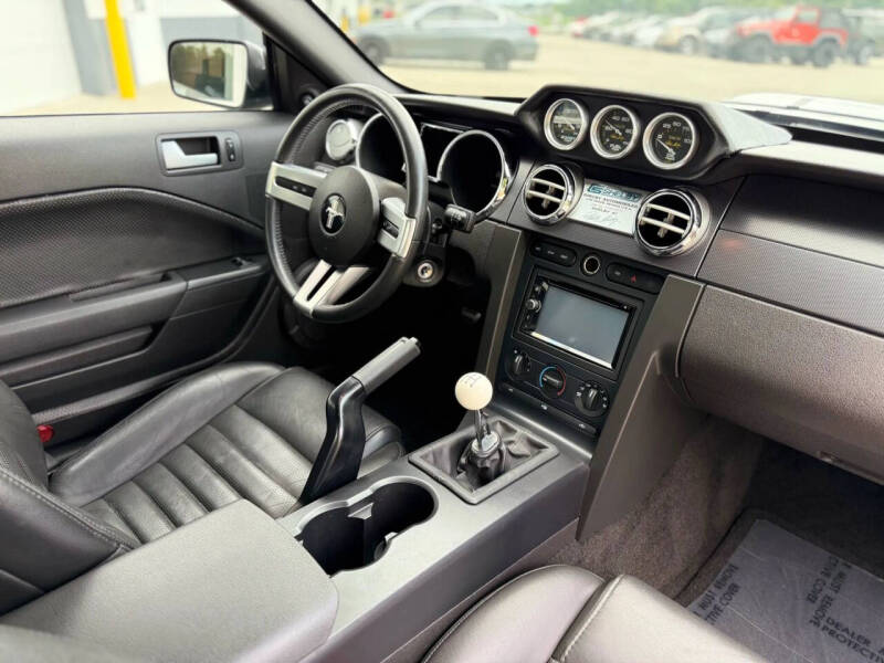 2007 Ford Mustang GT Deluxe