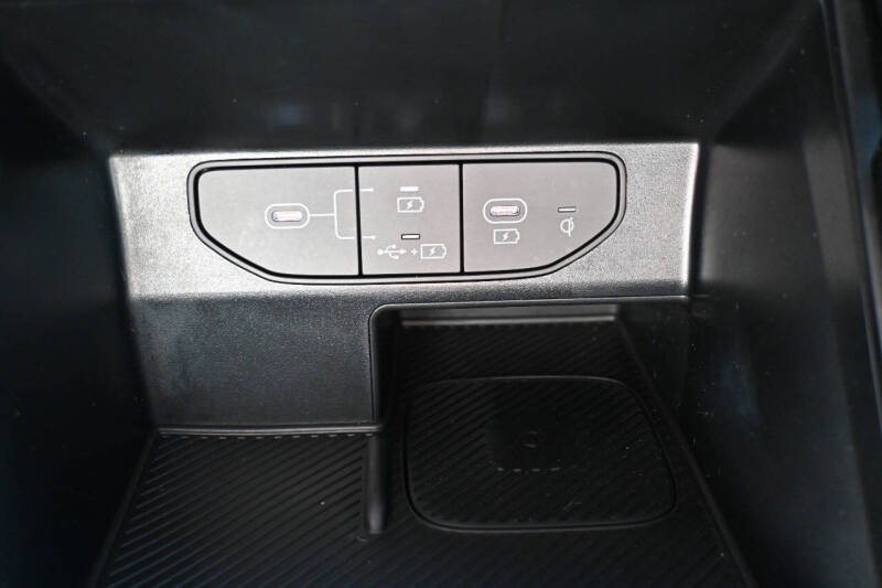 2024 Kia Sorento X-Line EX