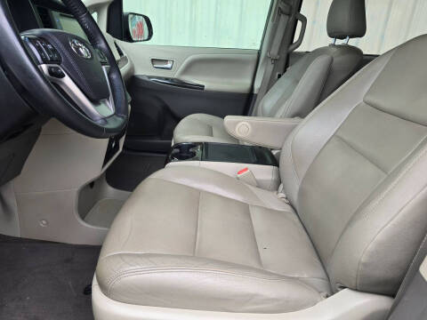 2015 Toyota Sienna
