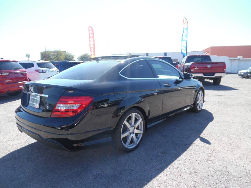 2012 Mercedes-Benz C-Class C250 Sport photo 17