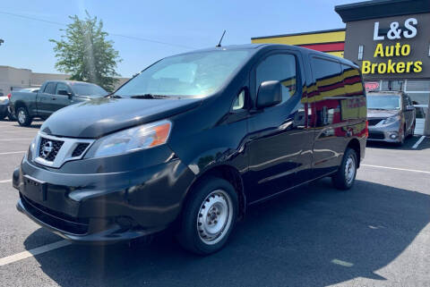 2015 Nissan NV200 for sale at L & S AUTO BROKERS in Fredericksburg VA