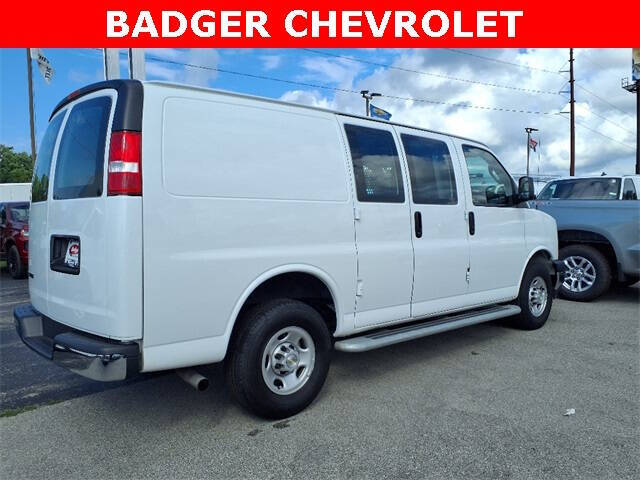 2023 Chevrolet Express 2500