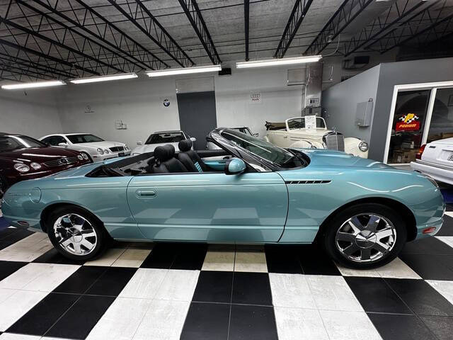 2002 Ford Thunderbird Deluxe