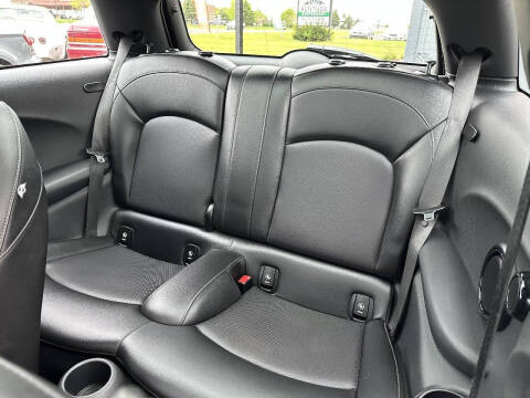 2015 MINI Hardtop 2 Door Cooper