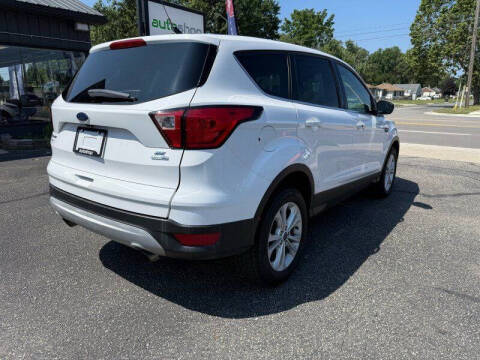 2019 Ford Escape SE