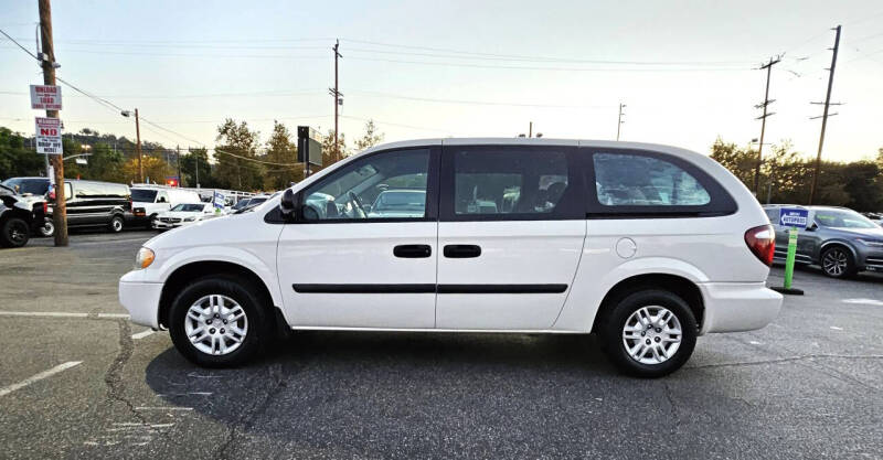 2006 Dodge Grand Caravan SE