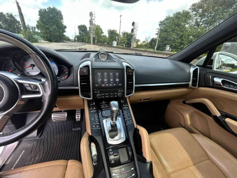 2017 Porsche Cayenne S
