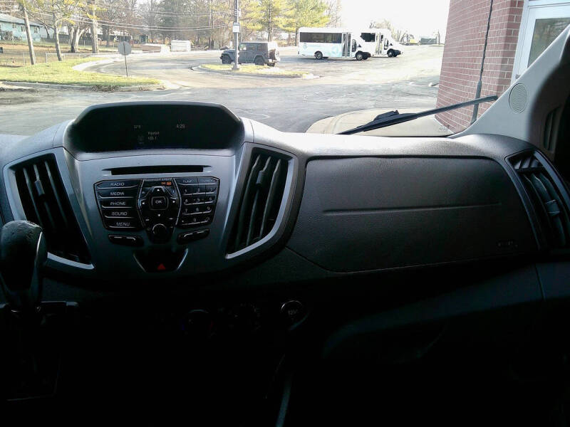 2017 Ford Transit 150