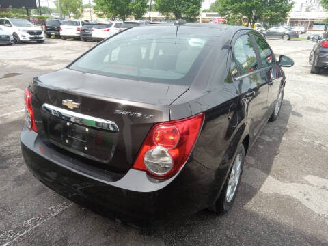 2015 Chevrolet Sonic LT Auto