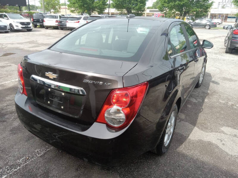 2015 Chevrolet Sonic LT Auto