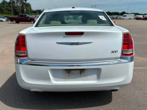 2013 Chrysler 300