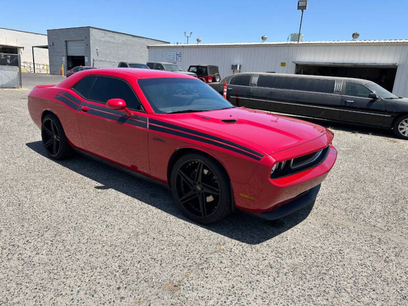 2012 Dodge Challenger R/T Plus