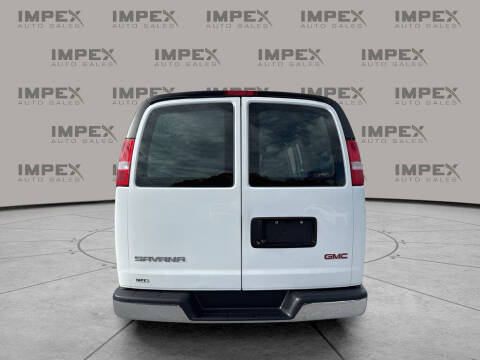 2023 GMC Savana 2500