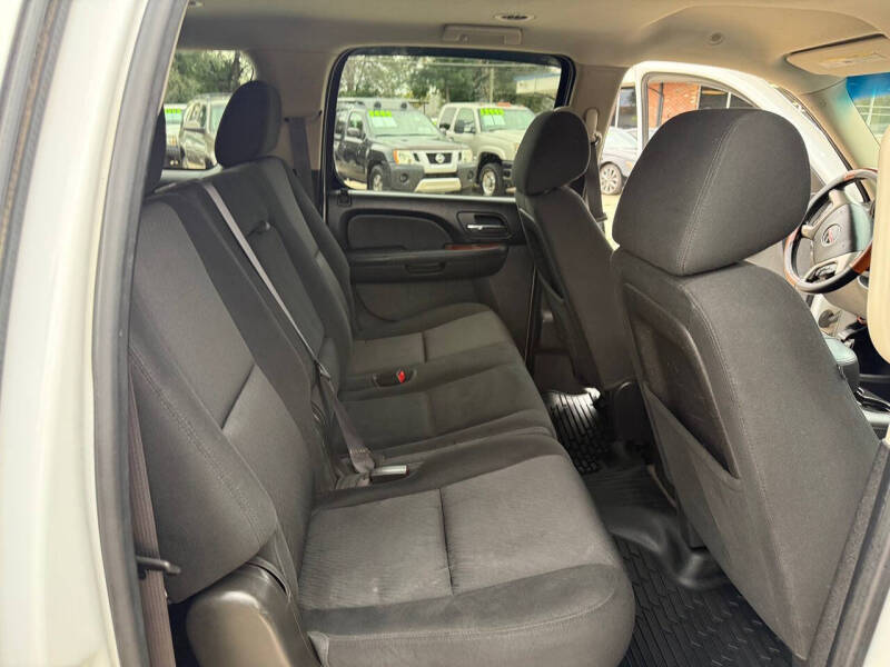 2013 GMC Yukon XL SLE