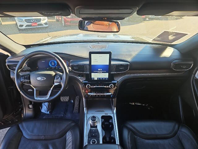 2022 Ford Explorer Platinum