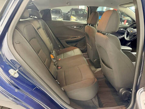 2017 Chevrolet Malibu Hybrid