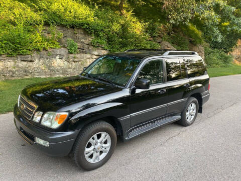 2004 Lexus LX 470 for sale at Bogie's Motors in Saint Louis MO