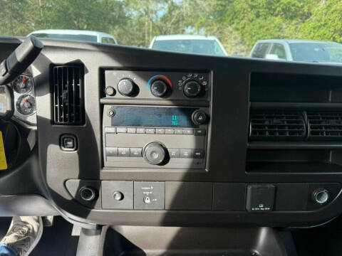 2024 GMC Savana 2500
