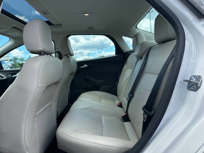 2017 Ford Focus Titanium