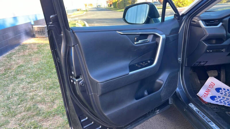 2020 Toyota RAV4 Adventure