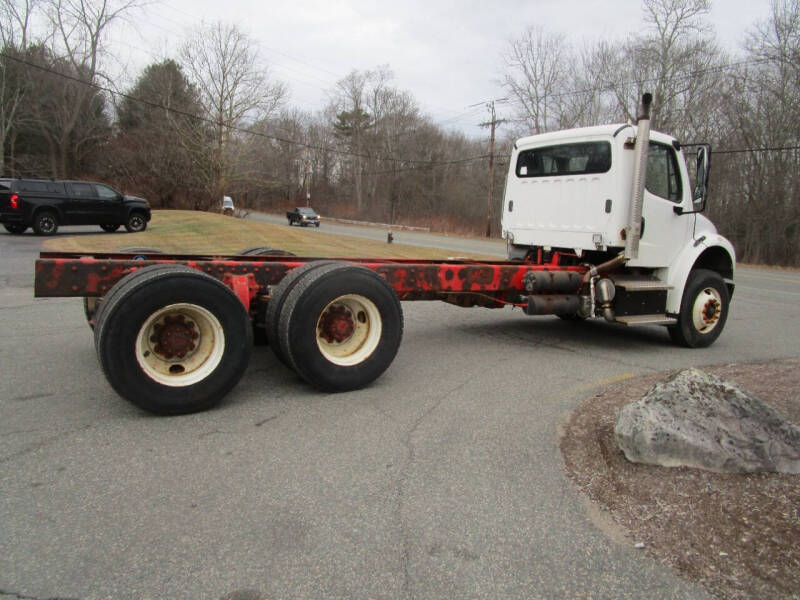 2016 Freightliner ISL 9 330