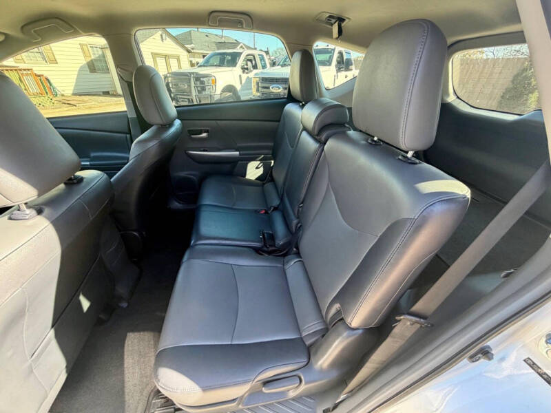 2012 Toyota Prius v Five