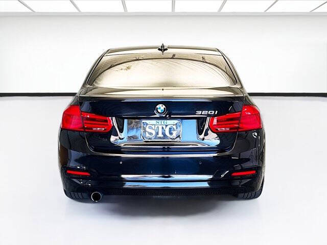 2018 BMW 3 Series 320i