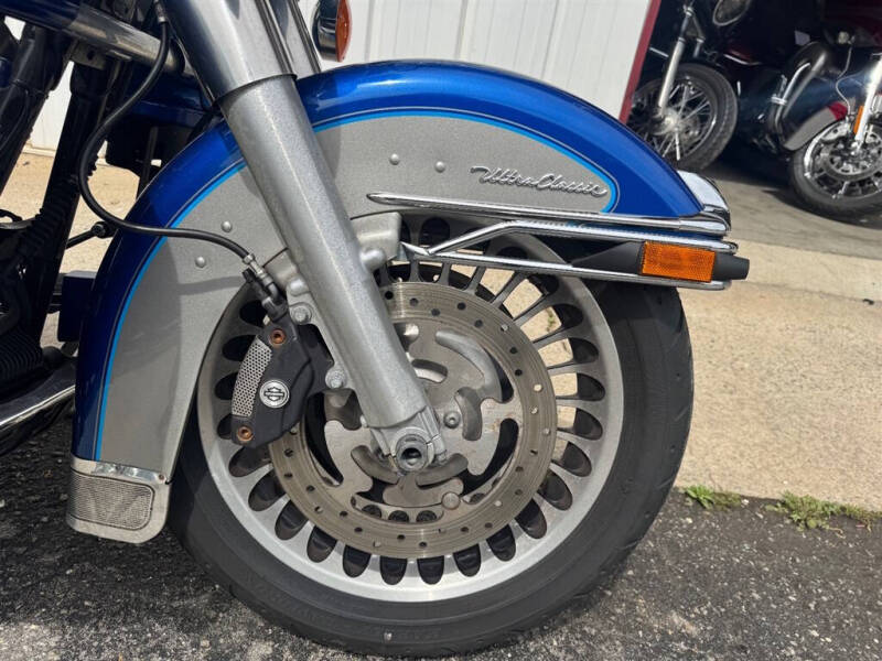 2009 Harley-Davidson FLHTCU -