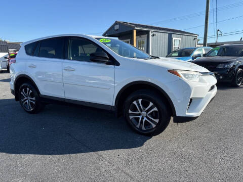 2018 Toyota RAV4 LE
